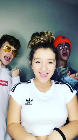 #Skateboard @charlesgitnick @sebastianbails loving the new song