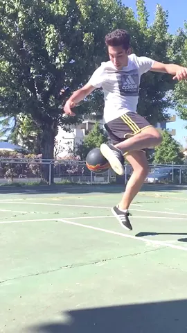 Do you like this trick? Rate it 1-10 🔥 #football #Soccer #skills #featureme #featurethis @musical.ly