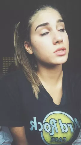 🌈LASCIATE PIÙ LIKE POSSIBILI PER DUETTARE CON ME🌈 #FeatureMe #LipSync #Italy #MuserIt
