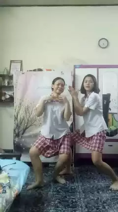 can u whip can u dab 😂