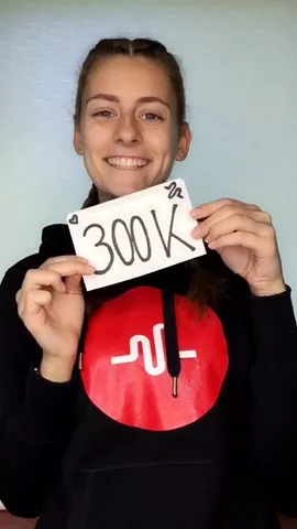 300 ezren vagyunk! 😱😍 Köszönöm!❤️😘❤️