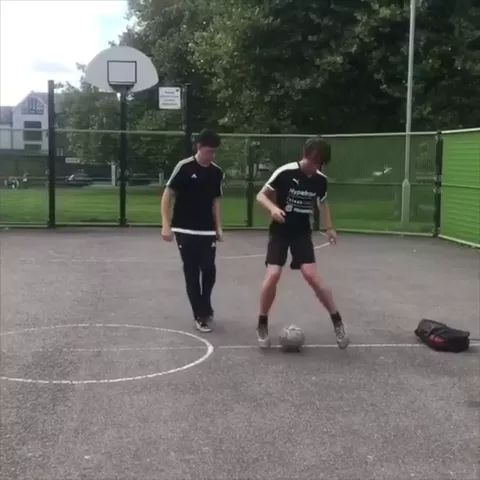 Some highlights of the best ballers from the UK🔥 How many can you recognise?🇬🇧 #football #Soccer #featureme