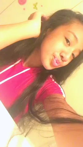 #FirstOfAllChallenge LOL😂 Comment something you love about yourself! Double Tap when i look in the mirror.