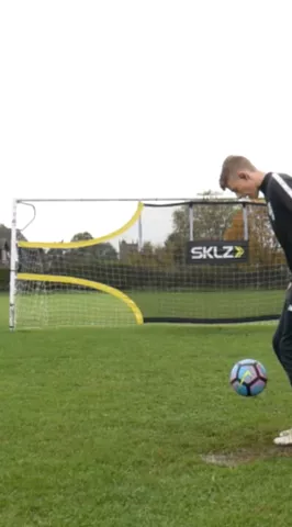 Cheeky trickshot, what would you rate this out of 72?😂😂 #football #trickshot #Soccer