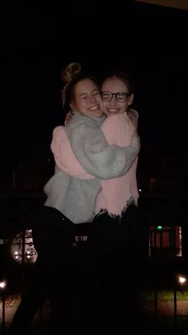 ILYSM💗👭 @lizanagy 