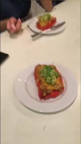 HEALTHY STUFFED PEPPER RECIPE!!! I wrote the instructions on each video and picture so you can try it yourself!