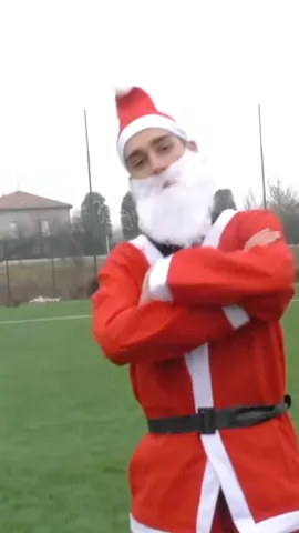 #ifIwereSanta 🎅🏻⚽️ Rate this #Soccer #skills 1-10 🔥 #featureme #featurethis @musical.ly 