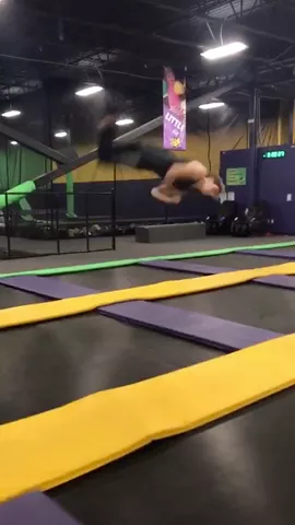 I love trampoline parks! Who else likes going to these? #trampoline #talent #trampolinepark