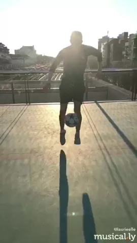 Who enjoys the videos with @laurieelle ?!🔥🔥 #football #Soccer #dance #sports #talent