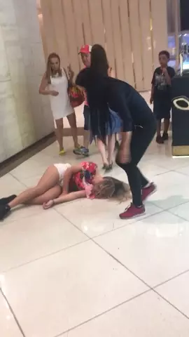 não me aguentei #QueTiroFoiEsse 😂😂