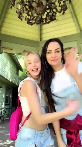 You guys have been asking to see my mom so, here you go😂😘💕 #lipSync #mom #smile #talent #style