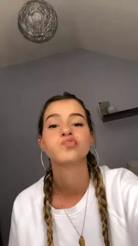 Tell them girls 😍