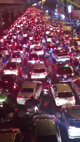 hà nội đẹp nhất khi tắc đường