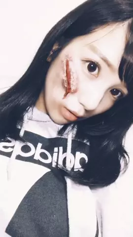 簡単！傷メイクの作り方💉  #ハロウィンメイク #初心者クオリティ #tiktokortreat #ハロウィン #傷メイク