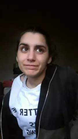 MIRAME NENEE 💞😂 A ustedes tampoco los miran? 😢ahre#comedia #parodia #Actuacion #humor #Argentina
