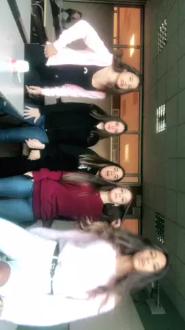 My girls💋|| che classe fate ?