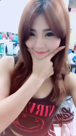 牽了我的手，就不要放手❤️  #vlog日常 #拿心拿心 #網美必備技能