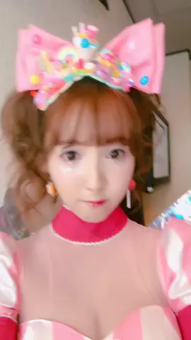 ちょっと遅くなっちゃったけど、ハロウィン衣装だよん🍬🍭首から下は映した消されるかもだから、詳しくはインスタで❣️#happpyhalllowennn #happy#