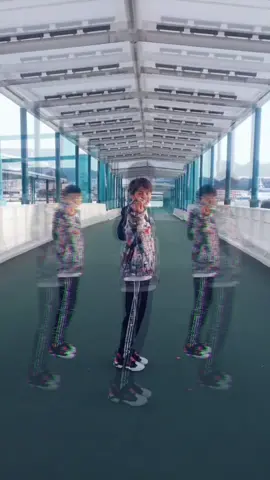 リクエストであったPENTAGONのshineを踊りました✌️#影分身 ##14歳 #中2 #ダンス #おすすめのりたい #pentagon #ガチダンス選手権
