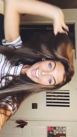 800K. i’m so blessed w all of you. i love you so much😭💗