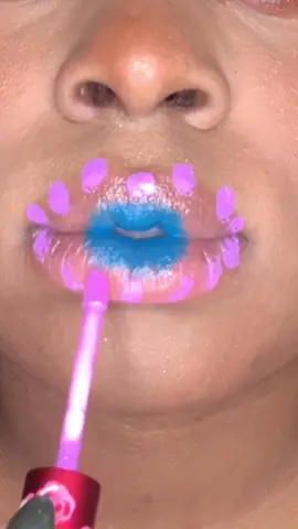 Ombré lips! How 90s! #backtothe90s #makeup #ad