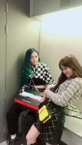 ✨Nhiều khi thấy mình lày gê kkk 🤣 Có những ai trong clip đây mng đoán xem 😝