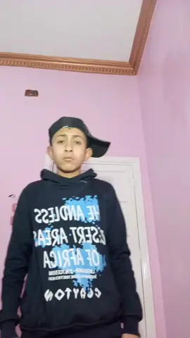 محدش شيفني لي