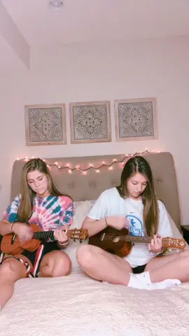 🌊RIPTIDE by: Vance Joy #foryoupage #4you #foryou #ukulele #riptide #tiktok #music