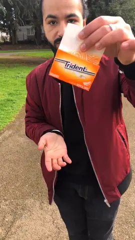TAG a friend that LOVES GUM🍬 #magic #viral #foryou #gocreate #lol #funny #tricks #featureme #epic