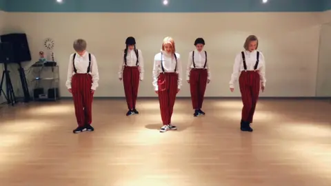 続きは #YouTube で見てね🕺【#クロスディー 】で検索✅#TheGreatestShowman #Thisisme #主題歌#Movie #dance  #踊ってみた #ダンス