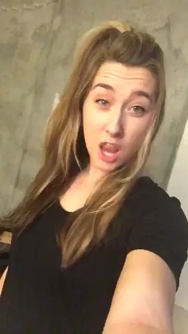 Make the world stop✋🏼 #LipSync [Snapchat: @KaileyMaurer29]