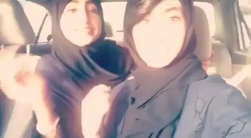 منشنو لمشهورين اليمن نبي نسوي تجمع مع اليمنين 💓 قل ما شئت عني فذالك مرهون بسفاهة عقلك#الامارات_دبي