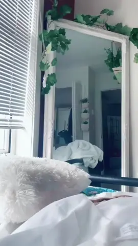 Idk how I’m still gaining on this app cause I never post but ily all.