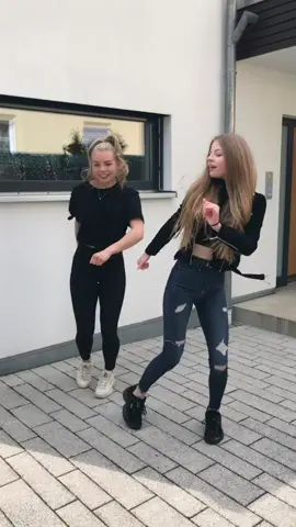Wir haben es versucht 🙌🏼😂 #trend #fun #foryou #sister 💓