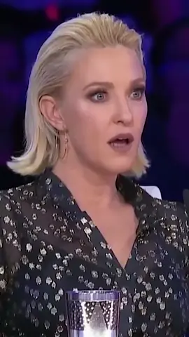 #amazing #illusionist #israel #gottalentglobal #talent #magic #igt #magic #magictrick #incredible