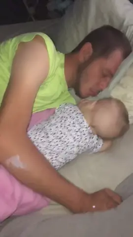 He loves his baby girl ❤️ @phillip6994 #foryou #duet #react #follow