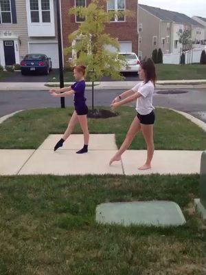 DROP 😎😏 #dance #droplikeanearthquake @jazzytazzyyy 