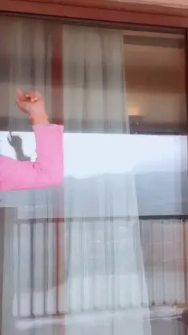 And then the rael me just come out 😂 🙅🙏