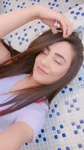 Hasret geldi gitmeyi.