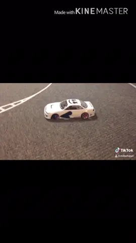 #intothemelloverse #marshmello #trendy #rc #traxxas #viral #foryou #fyp #mellogang #alone #drift