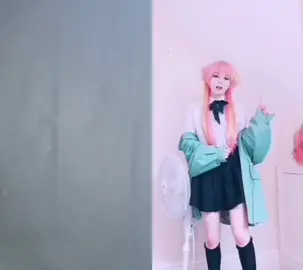 such a perfect sera 😭@cj_cosplays only a closet cosplay so not the best #unordinarycosplay #webtoon