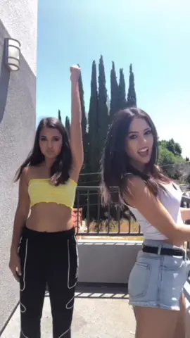 Lets play a game!Who do u think has the qualities we’re looking for?😍💖 @alexarambarra #summerlove