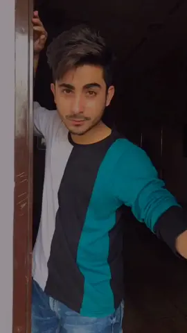 When Your crush is finally single again🤤😚 #hawabanke @darshanraval