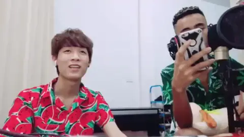 Các bạn còn nhớ parody này ?