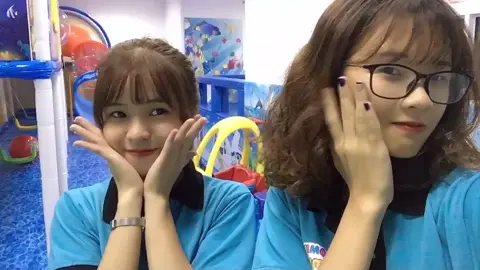 Bé nào cũng có 2 chiếc bánh bao trên mặt 🤭