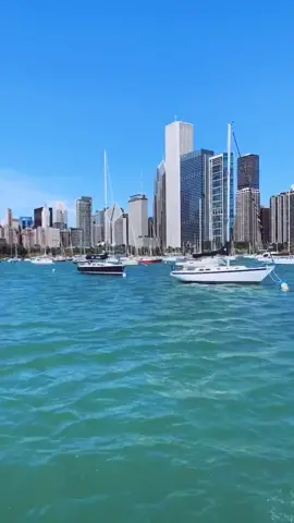 CHICAGOOOO #summersurvival #travel #wanderlust #foryou #fyp #boatlife