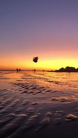Beach vibes. Who can spot the moon? @jjbrady1 #werktherunway #beach #sunset #uksports #ripsummer