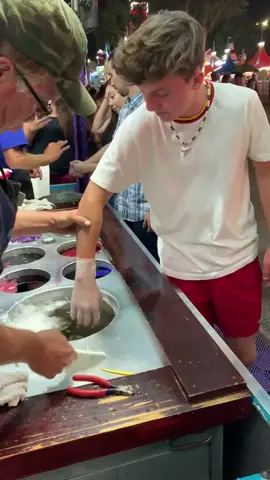 How to Make a Wax Hand! 😝🤯 #tiktok #DIY #artsandcrafts