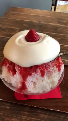 いちごショートのかき氷！お店の情報はインスタにのせてます🍰 #tiktokグルメ #かき氷 #カフェ巡り