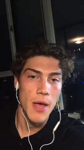 kinda misogynistic woman respecter